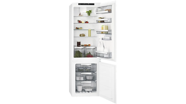 AEG + SCE818F6TS 6000 Fridge Freezer